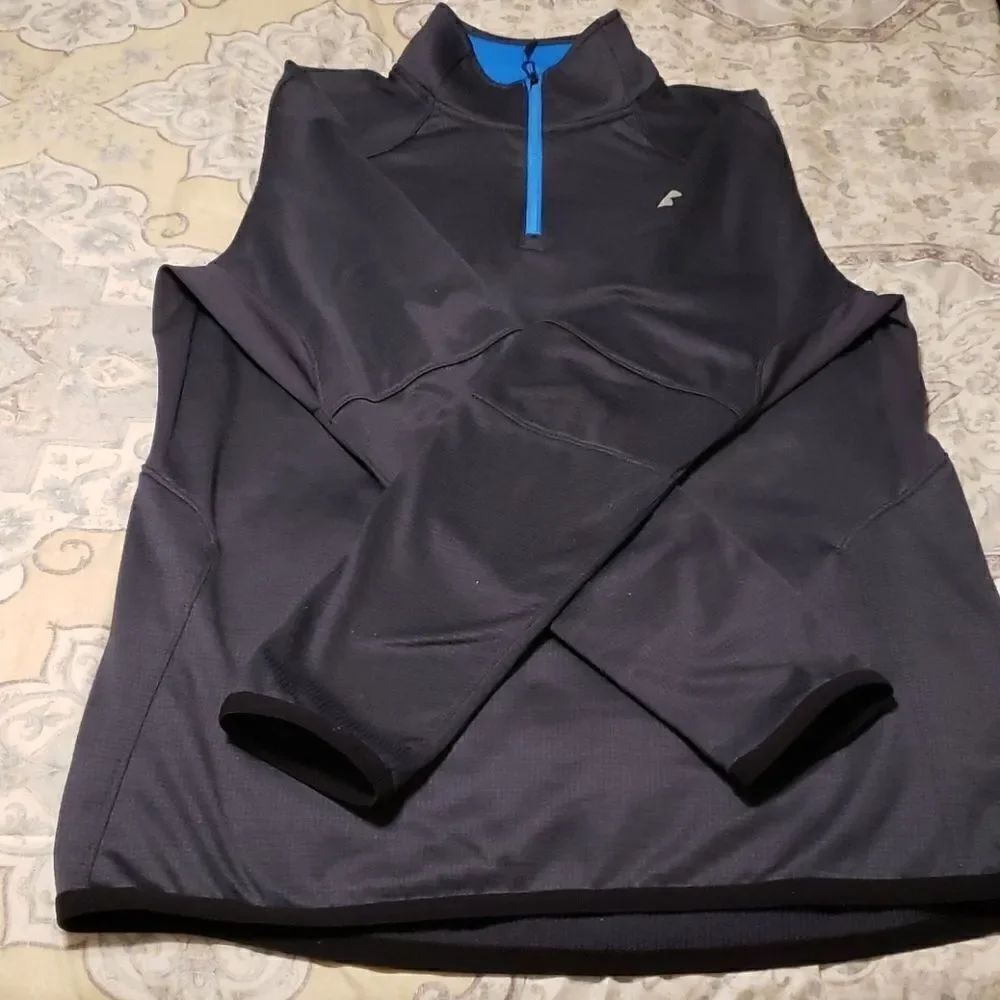 UNDER Armour Cold Gear - Picture 8 of 8